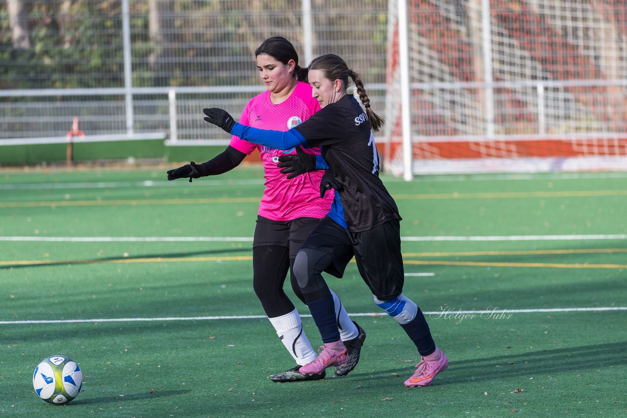 Bild 95 - wCJ VfL Pinneberg - SSV Rantzau : Ergebnis: 0:0